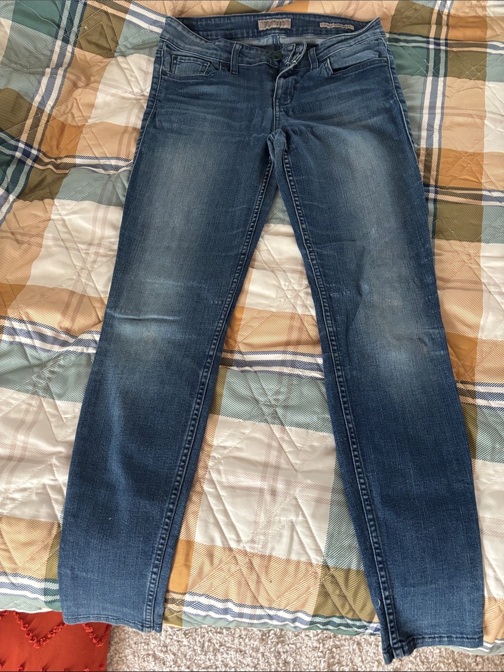 GUESS Medium Wash Denim Jeans